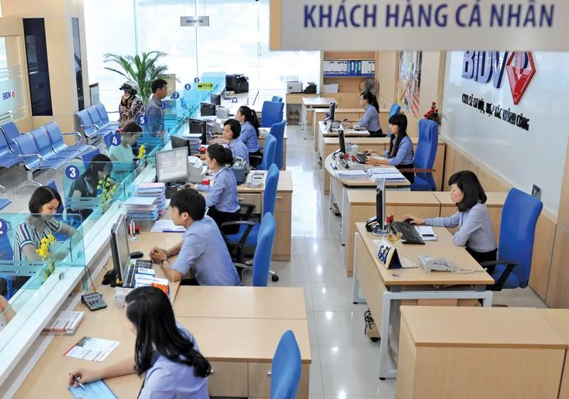  Ngân hàng cổ phần nhà nước đầu tiên tăng lãi suất tiền gửi