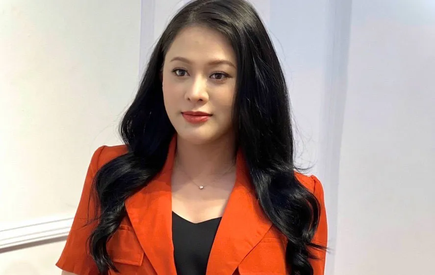 Dạy con trong thời đại số: Tạo dựng yếu tố cơ bản làm người cho con trẻ