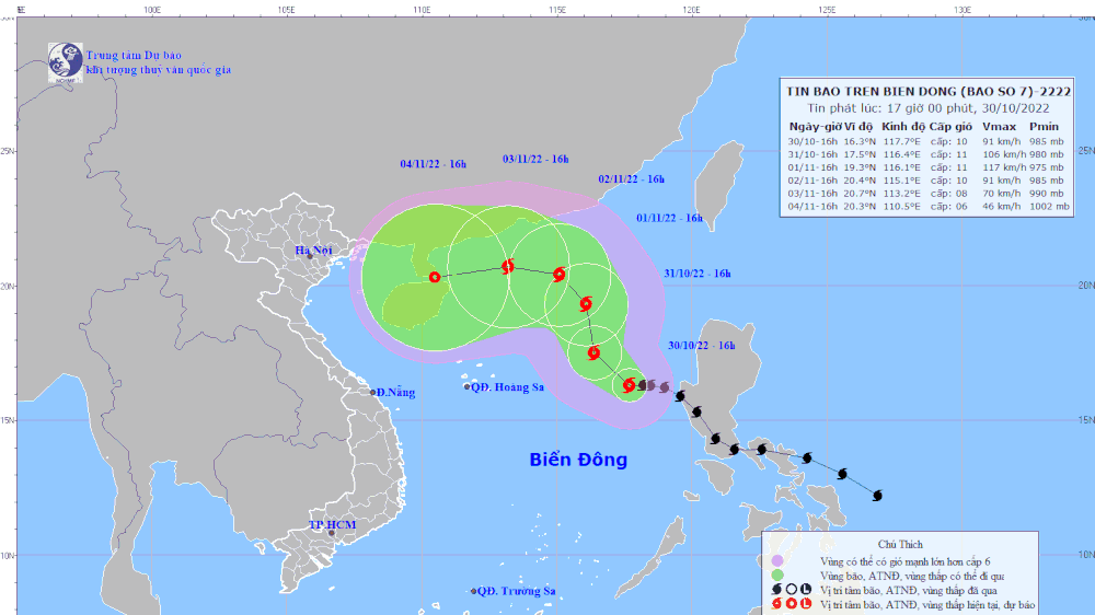 Tâm bão số 7 trên vùng biển phía Đông khu vực Bắc Biển Đông. Ảnh: NCHMF