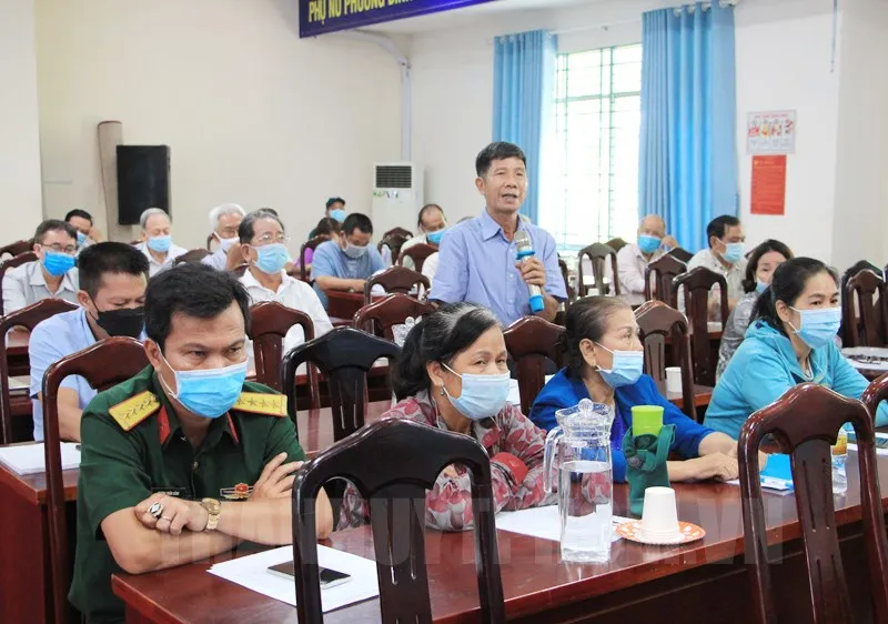 Cử tri đề nghị có đường dây nóng tiếp nhận phản ánh về tham nhũng