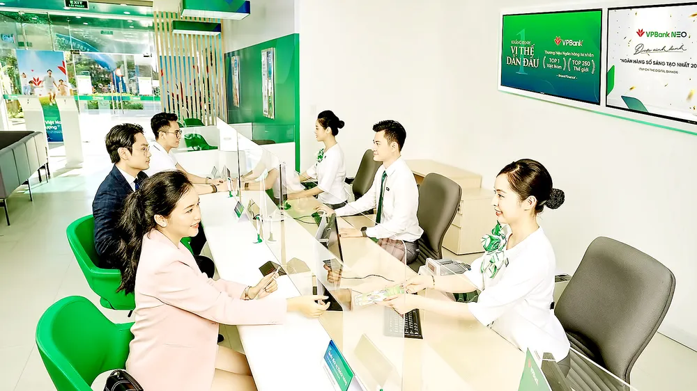 Dồi dào vốn tín dụng cuối năm