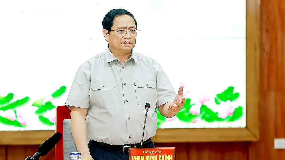 Thủ tướng Phạm Minh Chính phát biểu tại buổi làm việc với Ban Thường vụ Tỉnh ủy Khánh Hòa. Ảnh: TTXVN