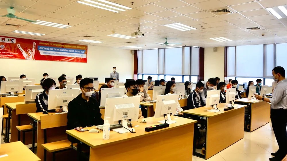 150 thí sinh tranh tài tại Vòng chung kết quốc gia cuộc thi Vô địch Tin học văn phòng thế giới