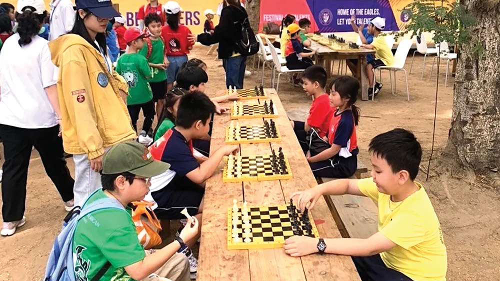 Các em học sinh sau khi đọc sách sẽ được trải nghiệm các hoạt động ngoại khóa ngoài trời
