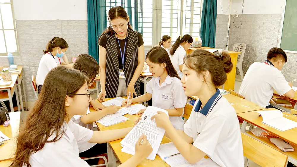 Căng thẳng kỳ thi tuyển sinh lớp 10