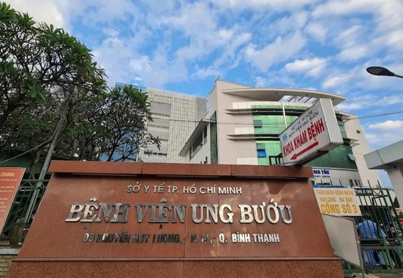 Xử lý nghiêm nhân viên y tế có hành vi không chuẩn mực