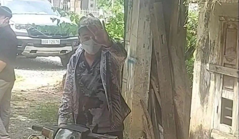 Nghi can đánh trọng thương thầy phó hiệu trưởng đã ra trình diện 