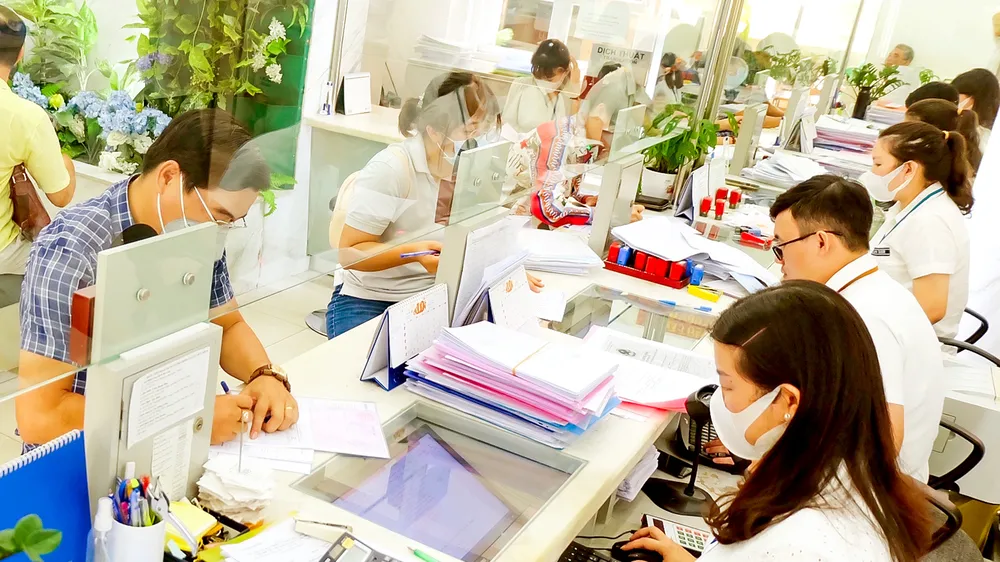 Dự kiến thí điểm cho cán bộ làm việc tại nhà: Cải cách nền công vụ, nâng chất phục vụ người dân