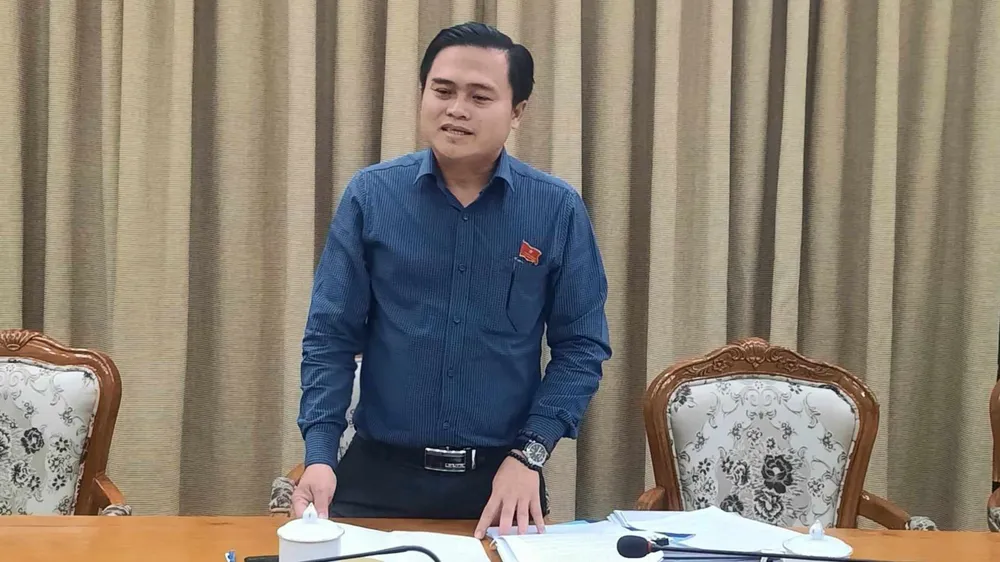 Sớm có đề án khai thác quảng cáo trên địa bàn TPHCM để tăng nguồn thu cho ngân sách 
