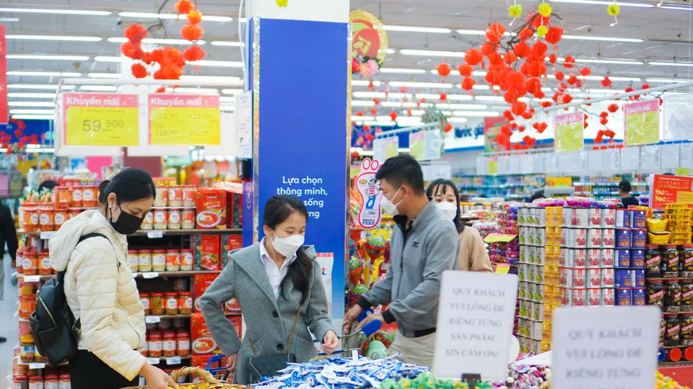 Chuẩn bị hàng hóa cho mùa mua sắm tết