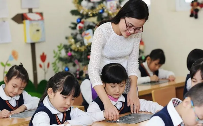 Không cần thiết quy định nhà giáo phải có chứng nhận nghề nghiệp