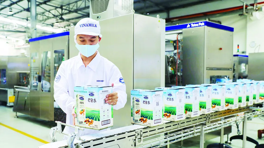 Dây chuyền sản xuất sữa Vinamilk đạt tiêu chuẩn thực hành xanh