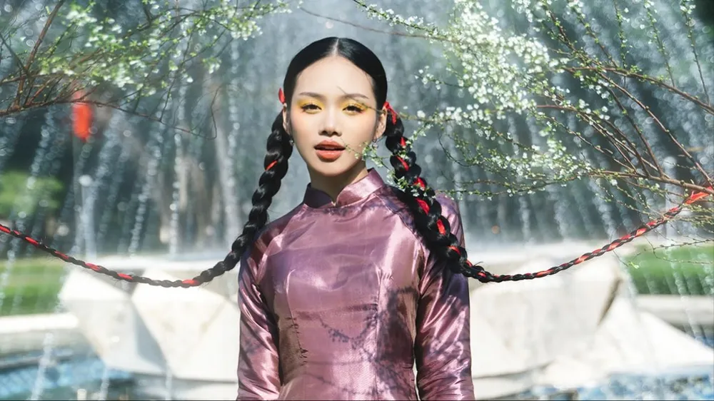 Ca sĩ trẻ Giana