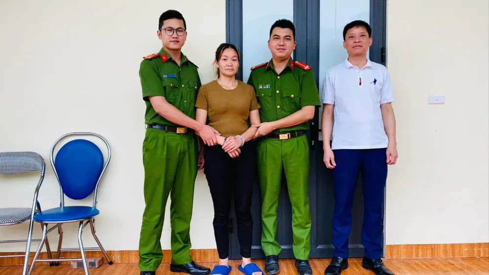 Bắt đối tượng bị truy nã sau gần 20 năm lẩn trốn sang Trung Quốc