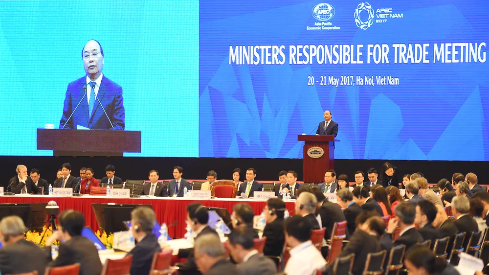 Thủ tướng Nguyễn Xuân Phúc phát biểu khai mạc Hội nghị Bộ trưởng Thương mại APEC lần thứ 23. Ảnh: VGP