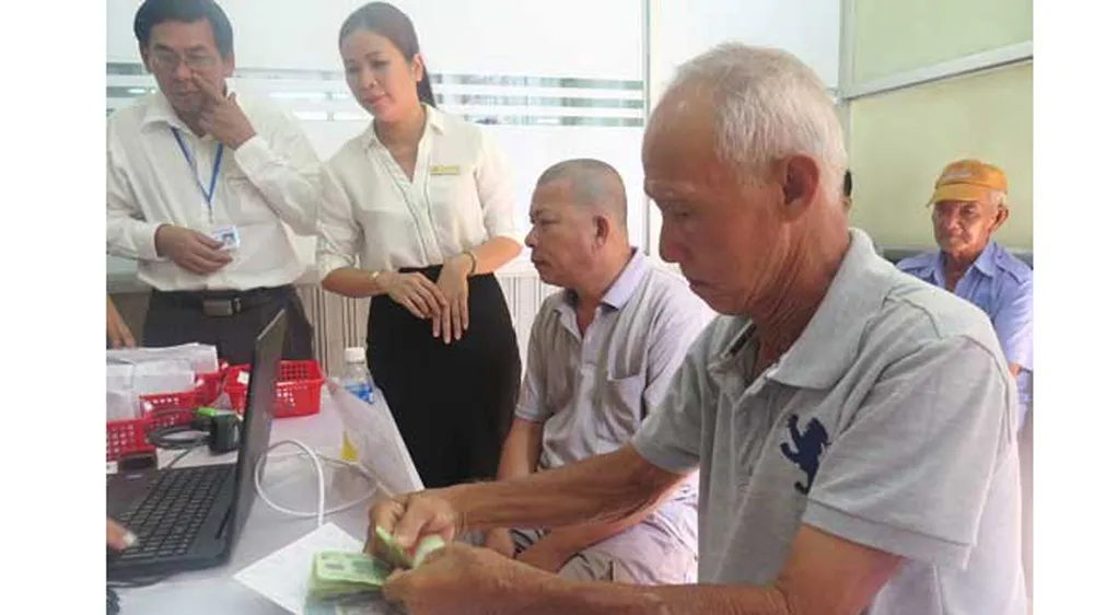 Có được hưởng lương hưu 76%?