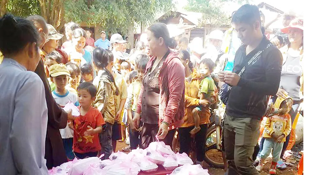 Đa dạng cách làm từ thiện