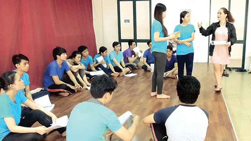 Trao quyền nhiều hơn cho lãnh đạo các nhà hát