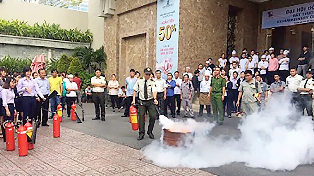 Huấn luyện nghiệp vụ PCCC tại chỗ 