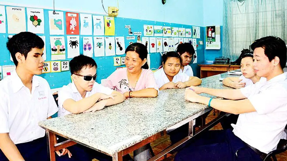Kiến nghị có chương trình giáo dục nghề cho học sinh khuyết tật 