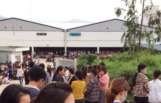 Gần 3.800 công nhân ngừng việc đòi quyền lợi