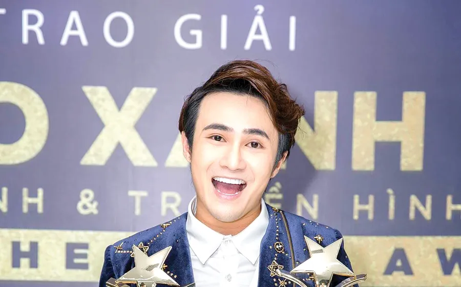 Giải thưởng Ngôi Sao Xanh 2018: Huỳnh Lập vẽ nên mốc son rực rỡ nhờ “Ai chết giơ tay”