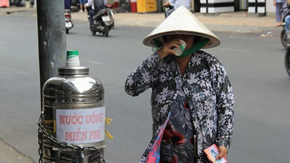 Lạm dụng lòng từ tâm