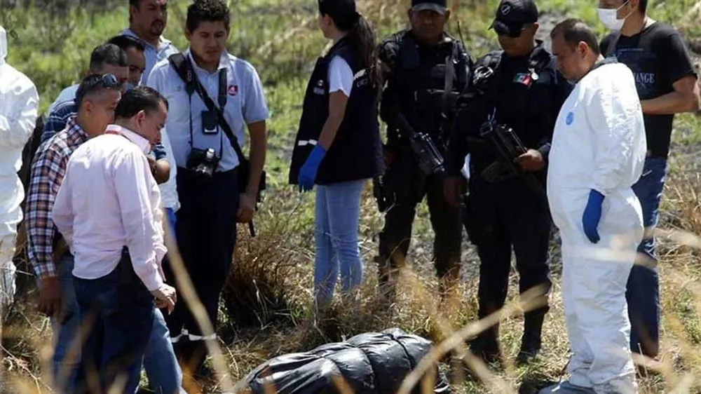 Mexico tìm thấy 19 thi thể dưới kênh thoát nước