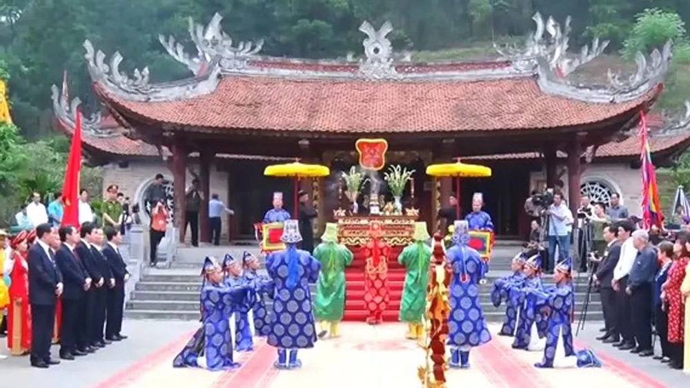 Lễ giỗ Đức Quốc Tổ Lạc Long Quân và giỗ Tổ Hùng Vương - lễ hội Đền Hùng 2019