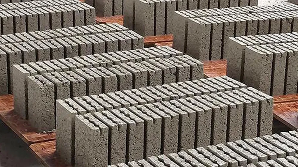 Phát triển vật liệu xây dựng phục vụ công trình ven biển, hải đảo