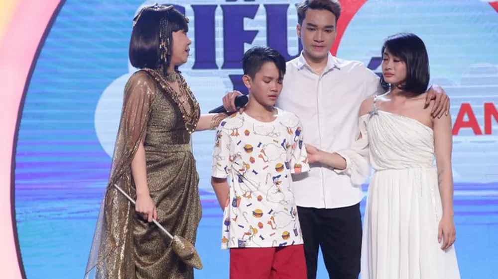 Hãy để các em có một tuổi thơ bình thường