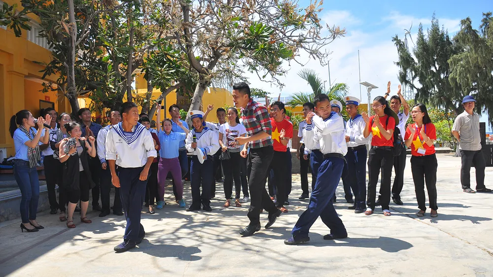 Chung tay vì biển đảo, biên cương Tổ quốc