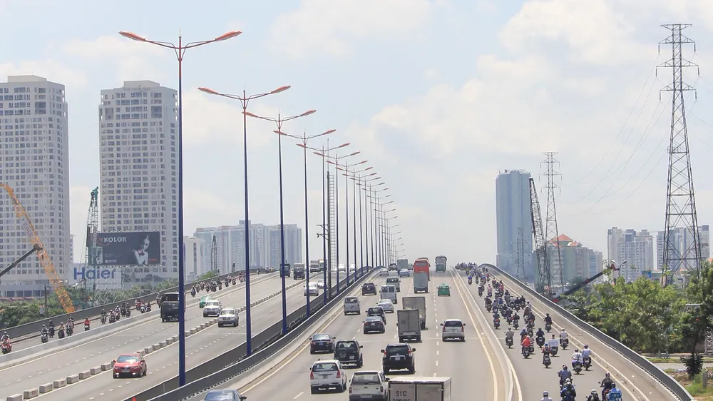 Tạo đòn bẩy huy động vốn cho hạ tầng thành phố