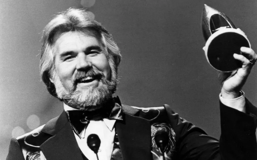 Huyền thoại nhạc đồng quê - Kenny Rogers qua đời ở tuổi 81. Ảnh: Getty Images