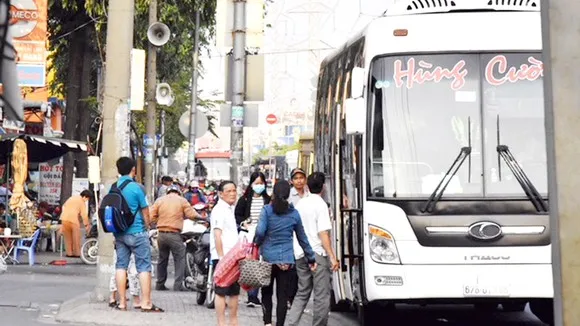 Xử lý nghiêm việc bảo kê xe dù