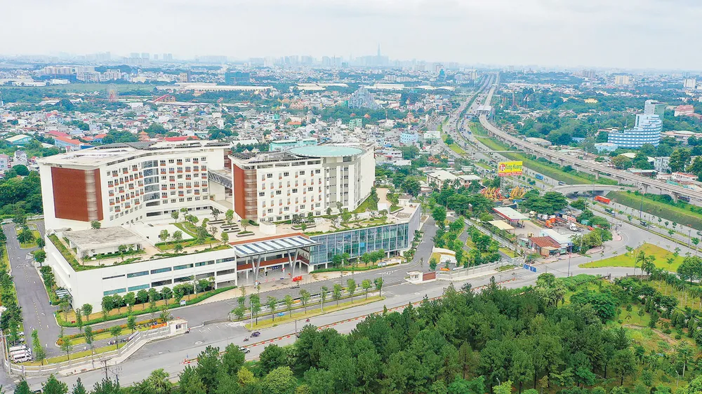  Bệnh viện Ung bướu TPHCM cơ sở 2 có sân bay trực thăng trên sân thượng. Ảnh: HOÀNG HÙNG