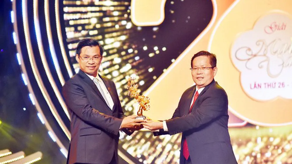 Nam A Bank tiếp tục đồng hành cùng quỹ “Mai vàng nhân ái”