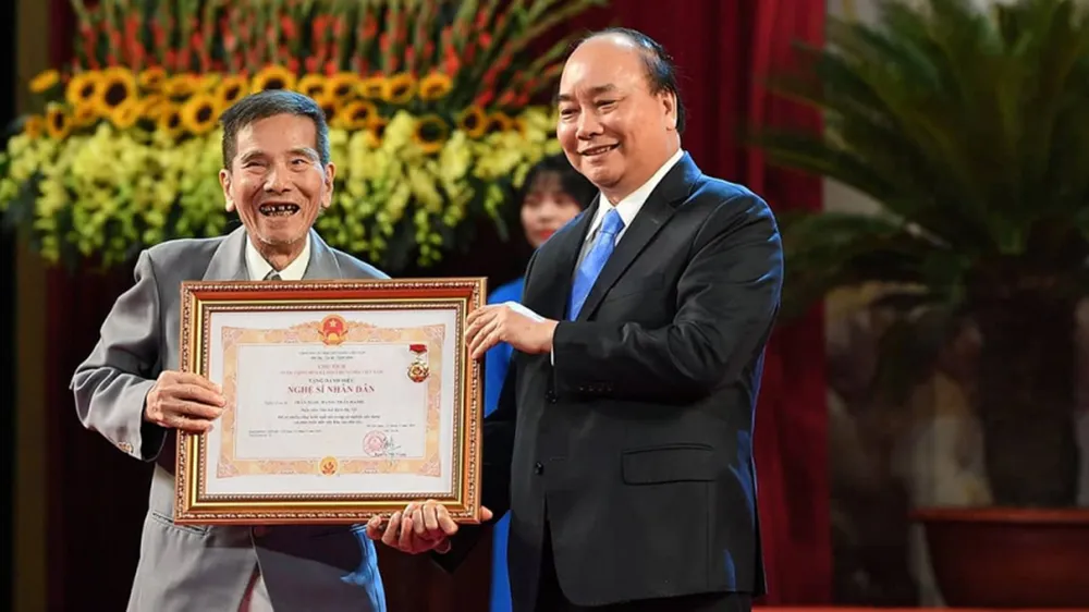 Bổ sung nhiều trường hợp đặc biệt xét tặng danh hiệu NSND, NSƯT