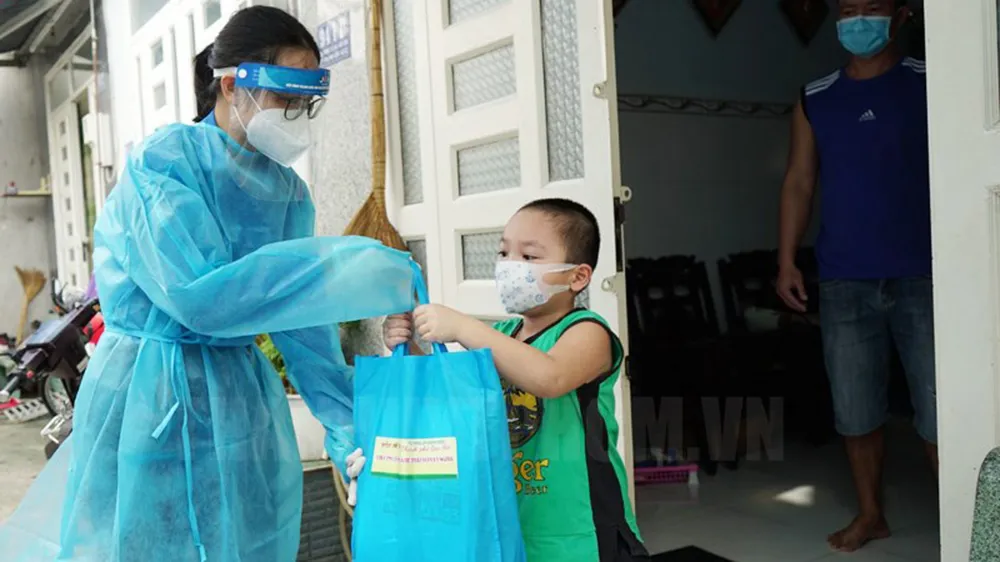 Gần 500 triệu đồng chăm lo thiếu nhi