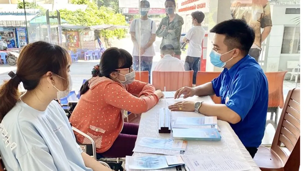 Chậm chi hỗ trợ và xét nghiệm