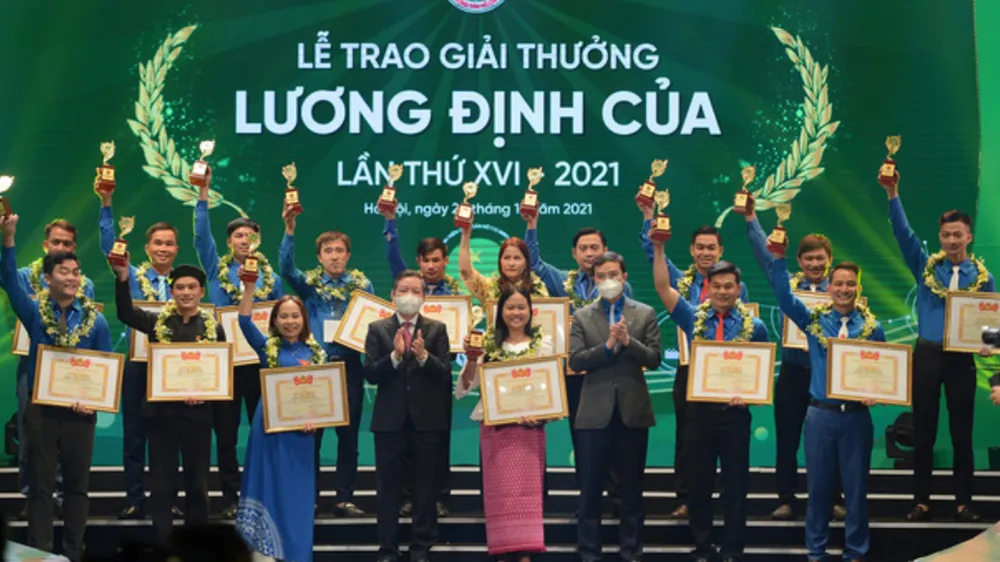 57 nhà nông trẻ nhận Giải thưởng Lương Định Của