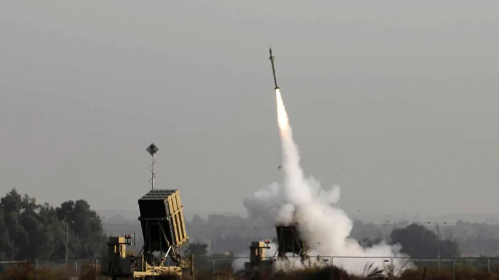 Israel: Xây dựng hệ thống phòng không laser