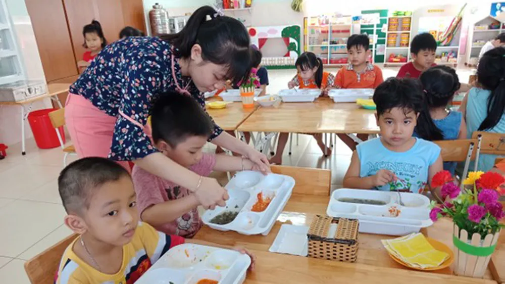 Tập huấn an toàn thực phẩm trường học