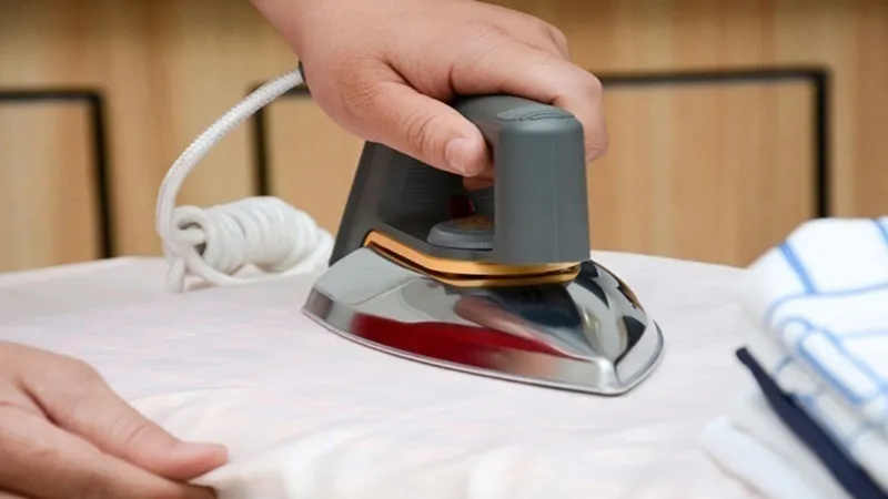 Tổng công ty Điện lực TPHCM: Hướng dẫn sử dụng bàn là