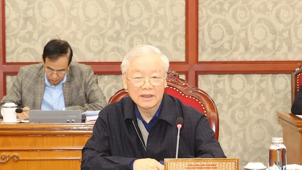 Tổng Bí thư Nguyễn Phú Trọng chủ trì cuộc họp Bộ Chính trị, Ban Bí thư cho ý kiến về Đề án Tổng kết 10 năm thực hiện Nghị quyết số 15-NQ/TW, ngày 10-6-2012 của Ban Chấp hành Trung ương Đảng khóa XI về một số vấn đề về chính sách xã hội giai đoạn 2012-2020. Ảnh: TTXVN