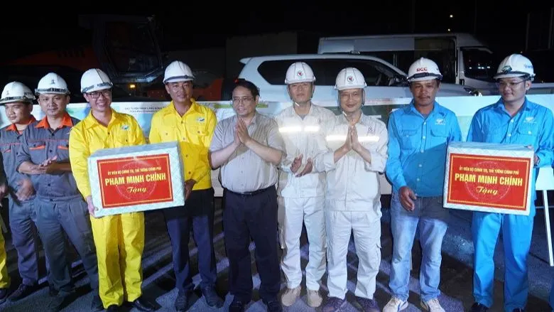 Thủ tướng Phạm Minh Chính kiểm tra, khảo sát một số công trình, dự án trọng điểm tại Quảng Trị