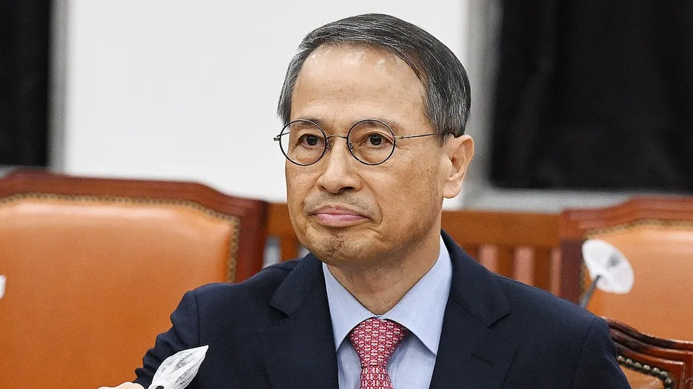 Ông Kim Kyou-hyun, Giám đốc Cơ quan Tình báo Quốc gia, đang tham dự phiên họp toàn thể của ủy ban tình báo tại Quốc hội ở Seoul hôm 24-11-2023. Ảnh: Yonhap