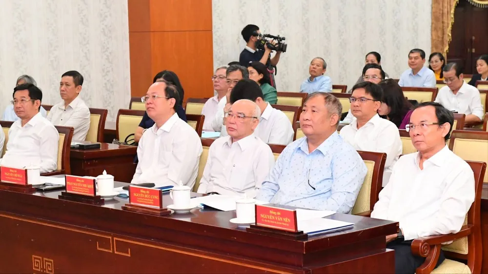 Thúc đẩy tinh thần chủ động, linh hoạt, sáng tạo trong xây dựng Đảng bộ TPHCM