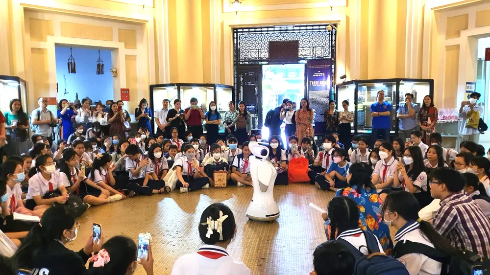 Trưng bày trực tuyến trong bảo tàng: Tiềm năng còn chờ giải pháp