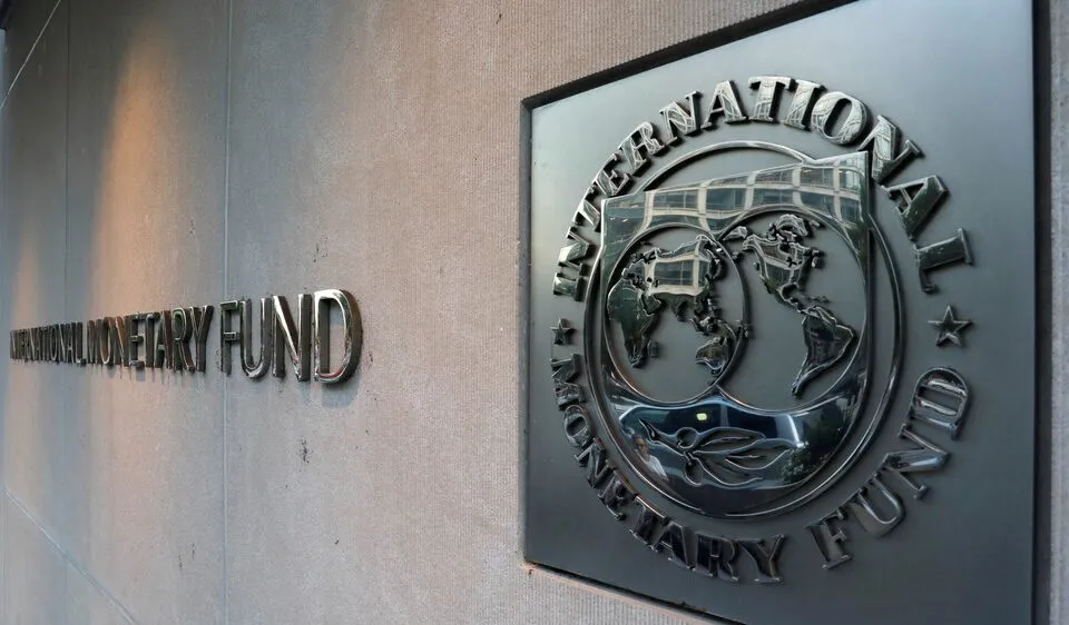 IMF giải ngân 880 triệu USD cho Ukraine